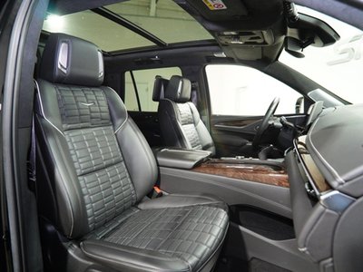 صورة مصغرة 3 لـ 2022 Cadillac ESCALADE