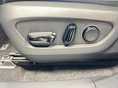 2024 Lexus RX thumbnail 45