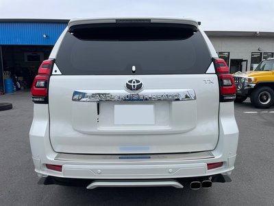 2021 Toyota LAND CRUISER PRADO — фото 3