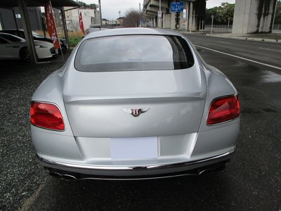 صورة 9 لـ 2016 Bentley CONTINENTAL