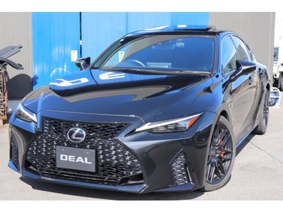 2021 Lexus IS photo 1