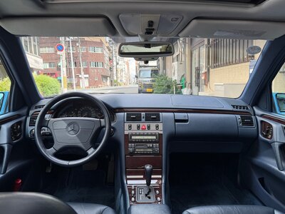 1997 Mercedes-BENZ E-CLASS — миниатюра 18