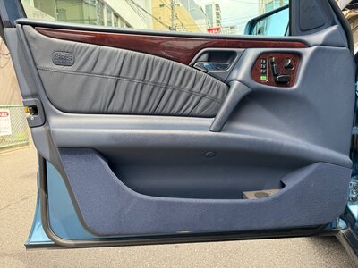 1997 Mercedes-BENZ E-CLASS — миниатюра 24