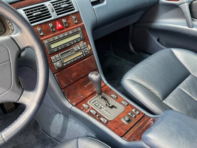 1997 Mercedes-BENZ E-CLASS — миниатюра 29