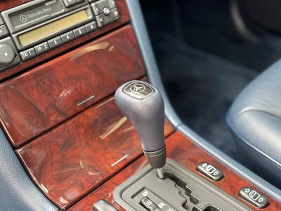 1997 Mercedes-BENZ E-CLASS — миниатюра 30