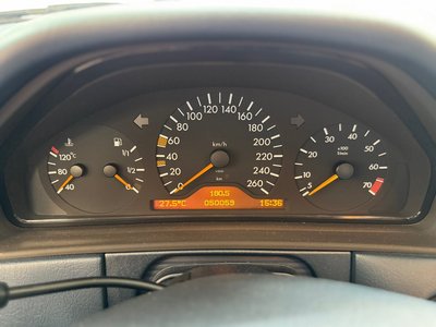 1997 Mercedes-BENZ E-CLASS — миниатюра 21
