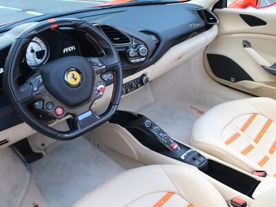 2019 Ferrari 488 SPIDER — фото 14