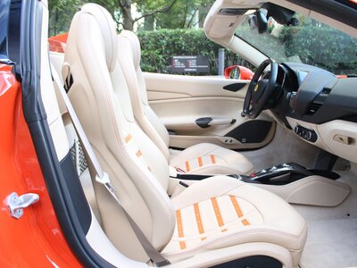 صورة مصغرة 18 لـ 2019 Ferrari 488 SPIDER
