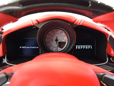 2015 Ferrari F12 BERLINETTA — миниатюра 16