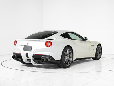 2015 Ferrari F12 BERLINETTA — миниатюра 9