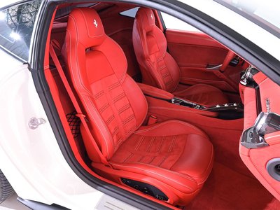 2015 Ferrari F12 BERLINETTA — миниатюра 13