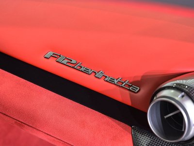 2015 Ferrari F12 BERLINETTA — миниатюра 36