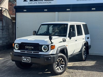 2024 Toyota LAND CRUISER 70 photo 1