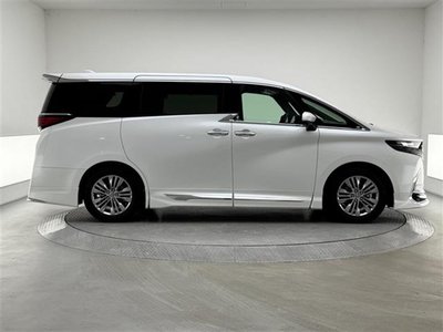 صورة 35 لـ 2024 Toyota ALPHARD