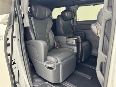 صورة 23 لـ 2024 Toyota ALPHARD