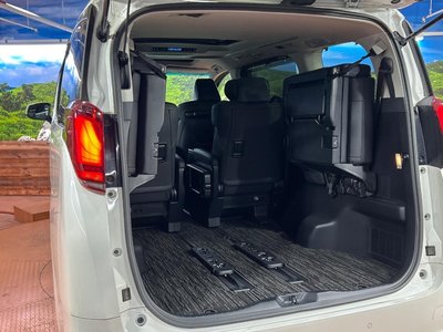 صورة 66 لـ 2023 Toyota ALPHARD