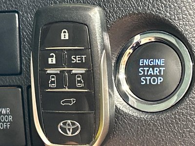 صورة 22 لـ 2023 Toyota ALPHARD
