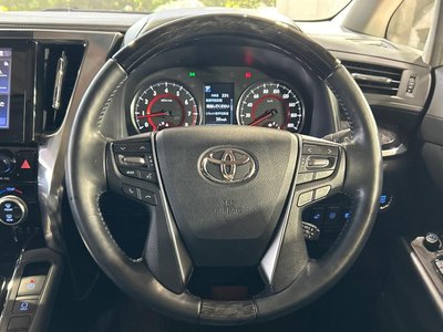 صورة 12 لـ 2023 Toyota ALPHARD