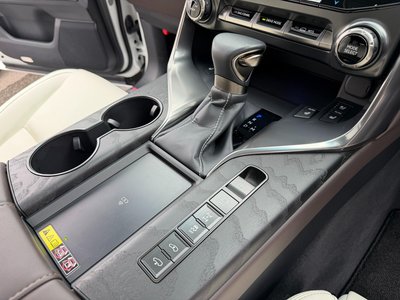2024 Lexus LX thumbnail 20
