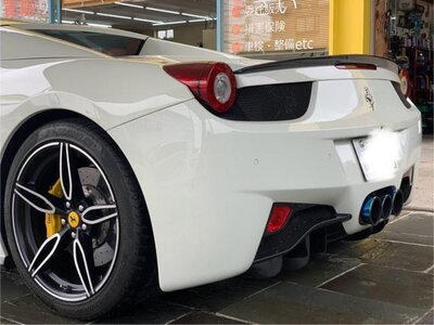 صورة 26 لـ 2013 Ferrari 458 SPIDER
