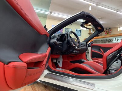 صورة 41 لـ 2013 Ferrari 458 SPIDER