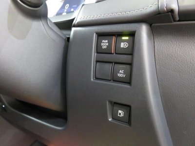 صورة 25 لـ 2024 Toyota ALPHARD
