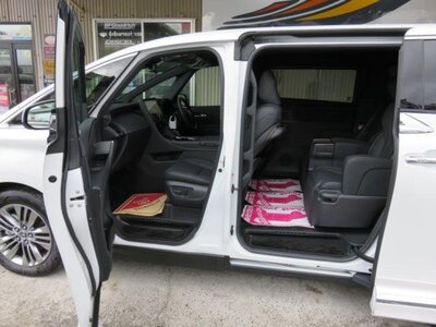 صورة 12 لـ 2024 Toyota ALPHARD