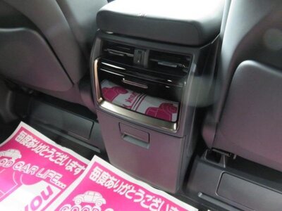 صورة 20 لـ 2024 Toyota ALPHARD