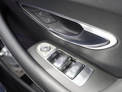 صورة 38 لـ 2020 Mercedes-BENZ E-CLASS