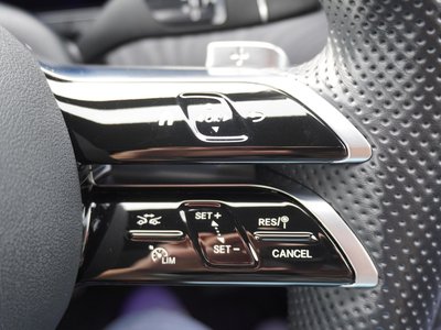 صورة 32 لـ 2020 Mercedes-BENZ E-CLASS
