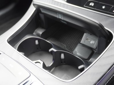 صورة 27 لـ 2020 Mercedes-BENZ E-CLASS