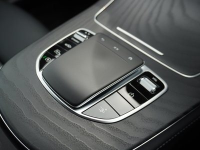 صورة 25 لـ 2020 Mercedes-BENZ E-CLASS