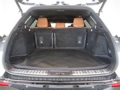 2025 Toyota CROWN ESTATE thumbnail 19