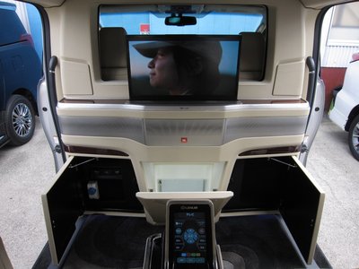 صورة 42 لـ 2017 Toyota ALPHARD