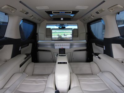 صورة 72 لـ 2017 Toyota ALPHARD