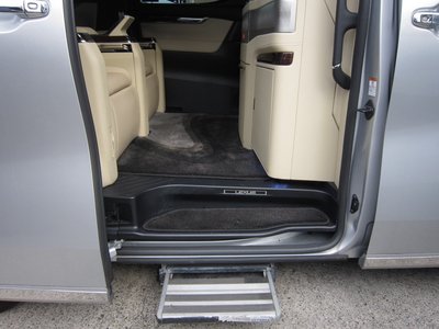 صورة 59 لـ 2017 Toyota ALPHARD