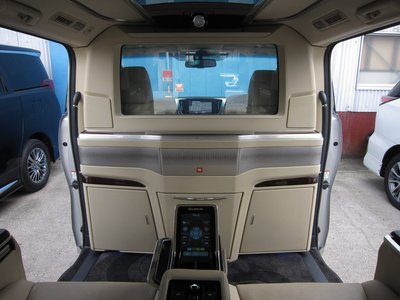 صورة 40 لـ 2017 Toyota ALPHARD