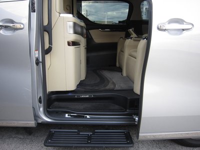 صورة 60 لـ 2017 Toyota ALPHARD