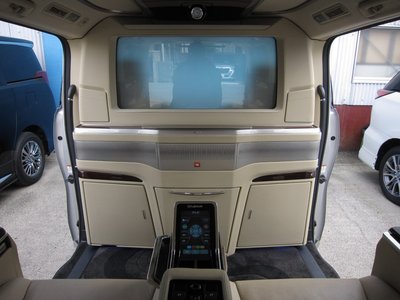 صورة 39 لـ 2017 Toyota ALPHARD