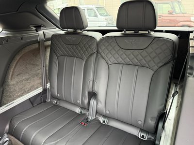 صورة مصغرة 23 لـ 2017 Bentley BENTAYGA