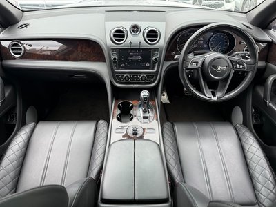 صورة مصغرة 14 لـ 2017 Bentley BENTAYGA