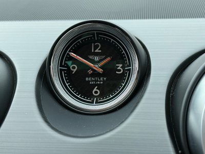 صورة مصغرة 31 لـ 2017 Bentley BENTAYGA