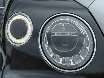 صورة مصغرة 10 لـ 2017 Bentley BENTAYGA