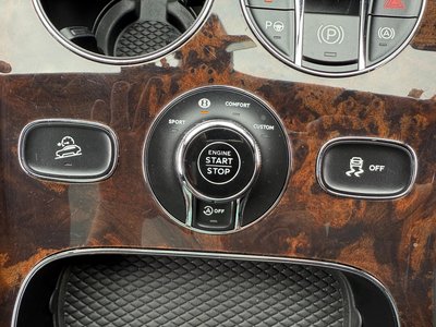 صورة مصغرة 28 لـ 2017 Bentley BENTAYGA