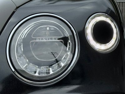 صورة مصغرة 11 لـ 2017 Bentley BENTAYGA