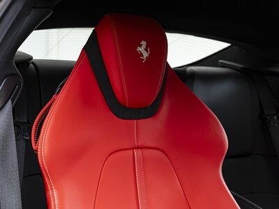 صورة 5 لـ 2021 Ferrari ROMA