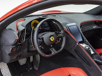 صورة 13 لـ 2021 Ferrari ROMA