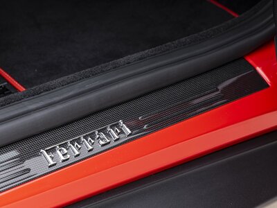 صورة 25 لـ 2021 Ferrari ROMA