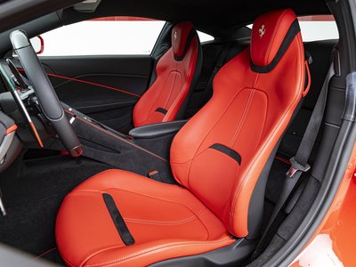 صورة 4 لـ 2021 Ferrari ROMA
