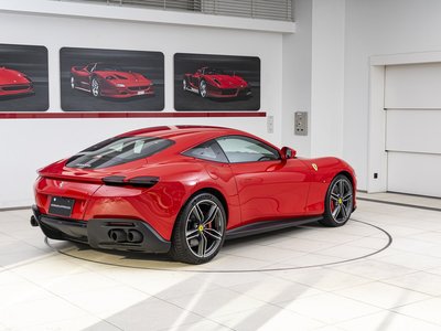 صورة 52 لـ 2021 Ferrari ROMA